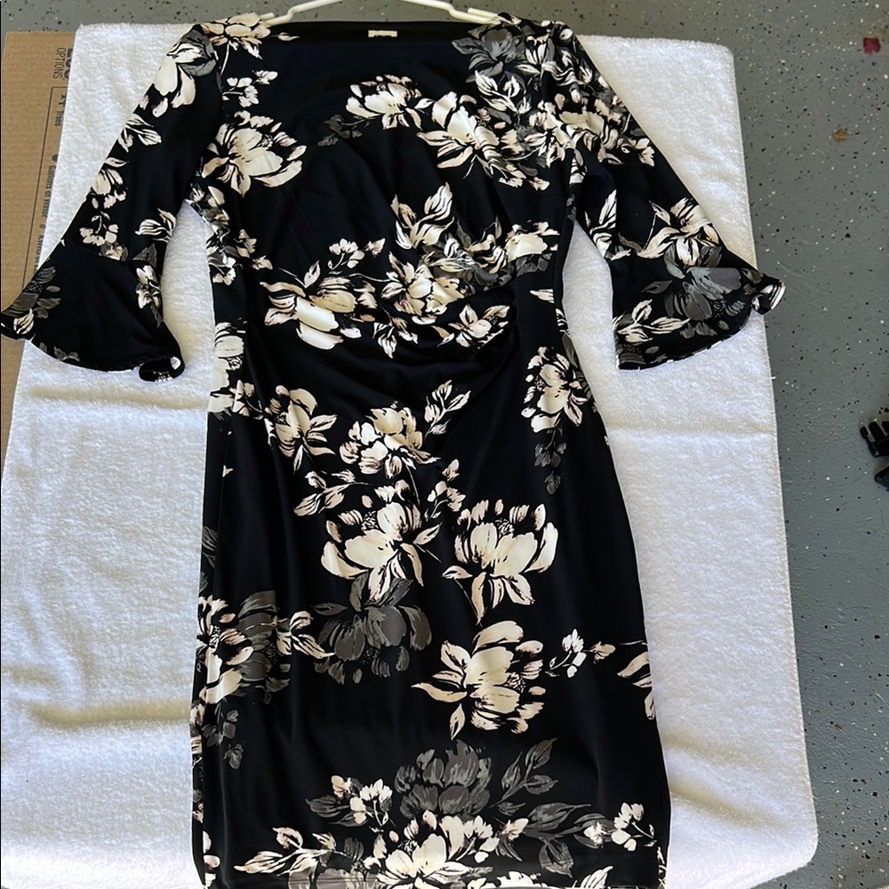 Anne Klein Black and White Sheath Dress with Bell Sleeves